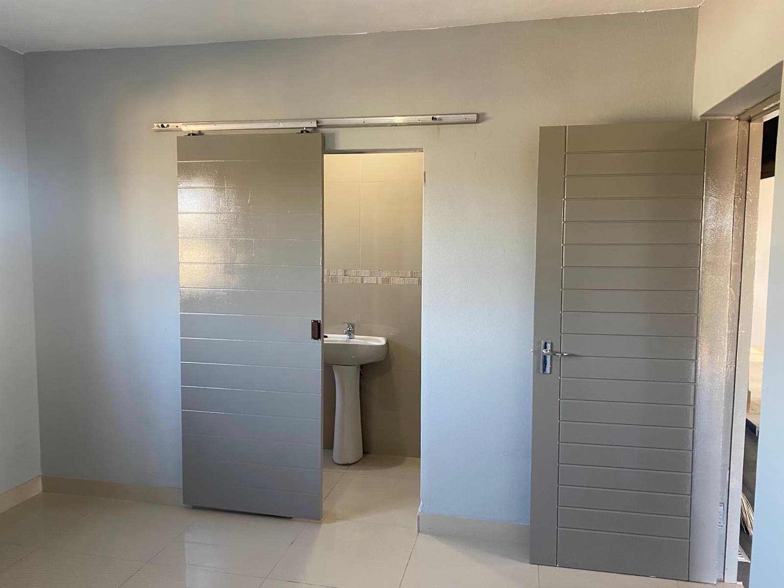 Example studio and en-suite layout at Quarry Heights